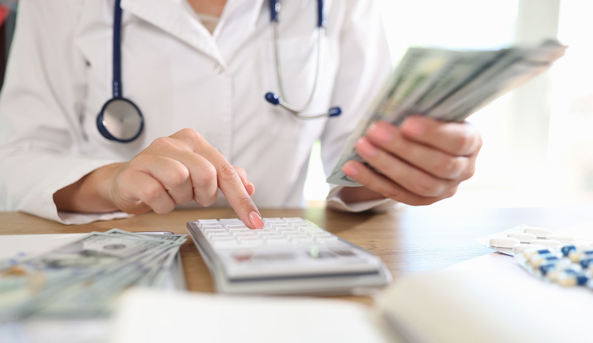 Imposto de Renda: médicos autônomos e PJ precisam declarar diferente?